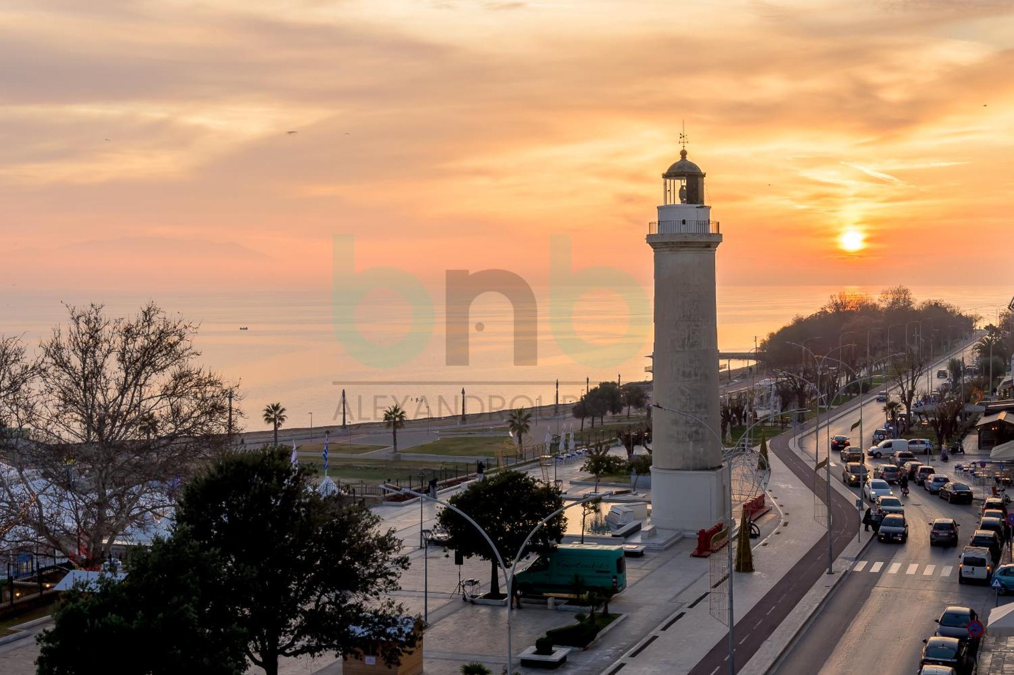 Sea View Luxury Apartment อเล็กซานโดรโพลิส ภายนอก รูปภาพ